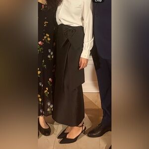 Black Women's bow Skirt